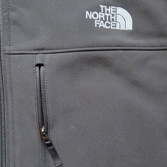 The North Face Men's Black Mock Neck Full Zip Vest, Size XXL Zippered Pockets - Picture 3 of 8